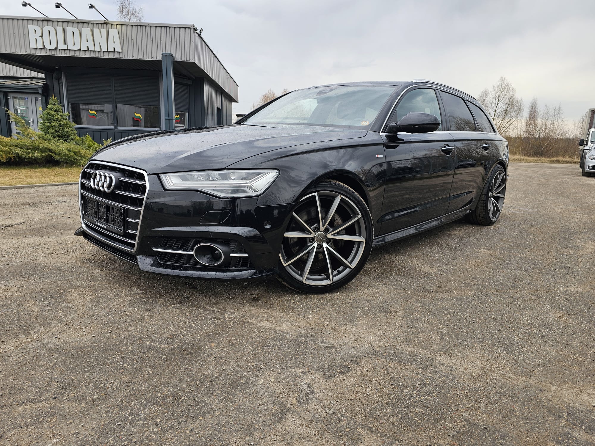 Audi A6, 3.0 l., universalas, 2017-01/naudoti automobiliai/Roldana