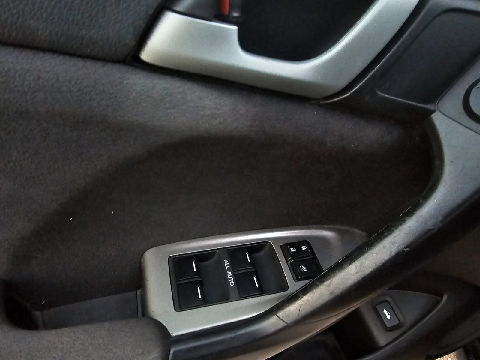 Honda Accord, 2.2 l., sedanas, 2009-06/naudoti automobiliai/Roldana