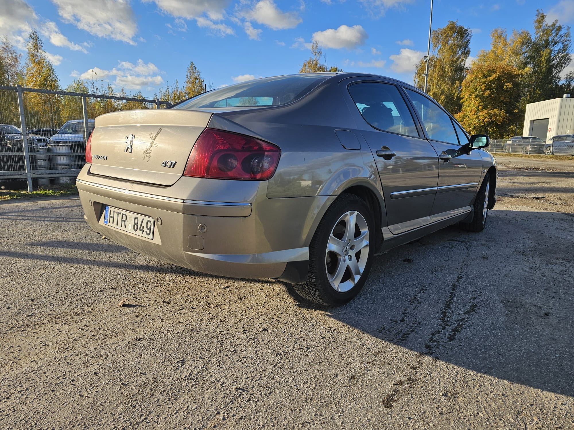 Peugeot 407, 2.0 l., sedanas, 2008-05/naudoti automobiliai/Roldana