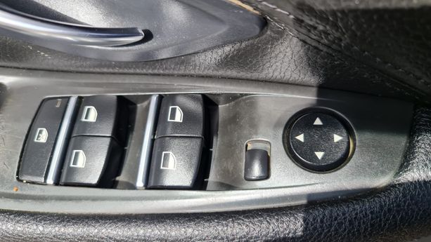 BMW 530, 3.0 l., sedanas, 2010