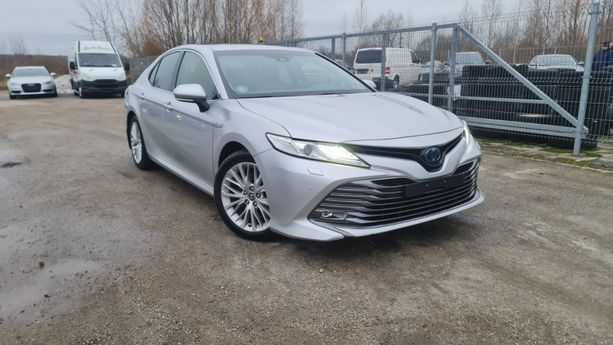 Toyota Camry, 2.5 l., sedanas, 2019