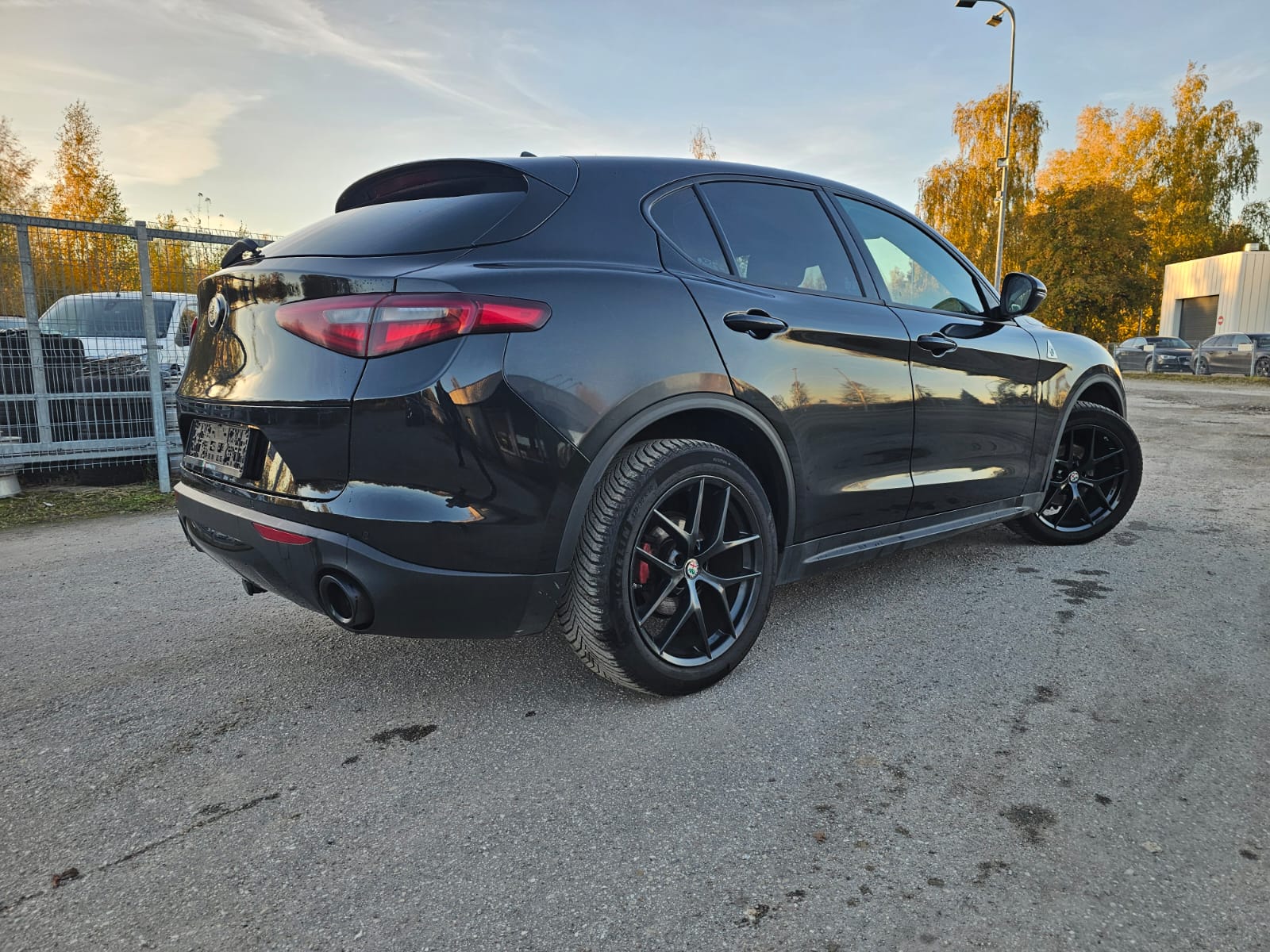 Alfa Romeo Stelvio, 2.1 l., visureigis / krosoveris, 2018-02/naudoti automobiliai/Roldana