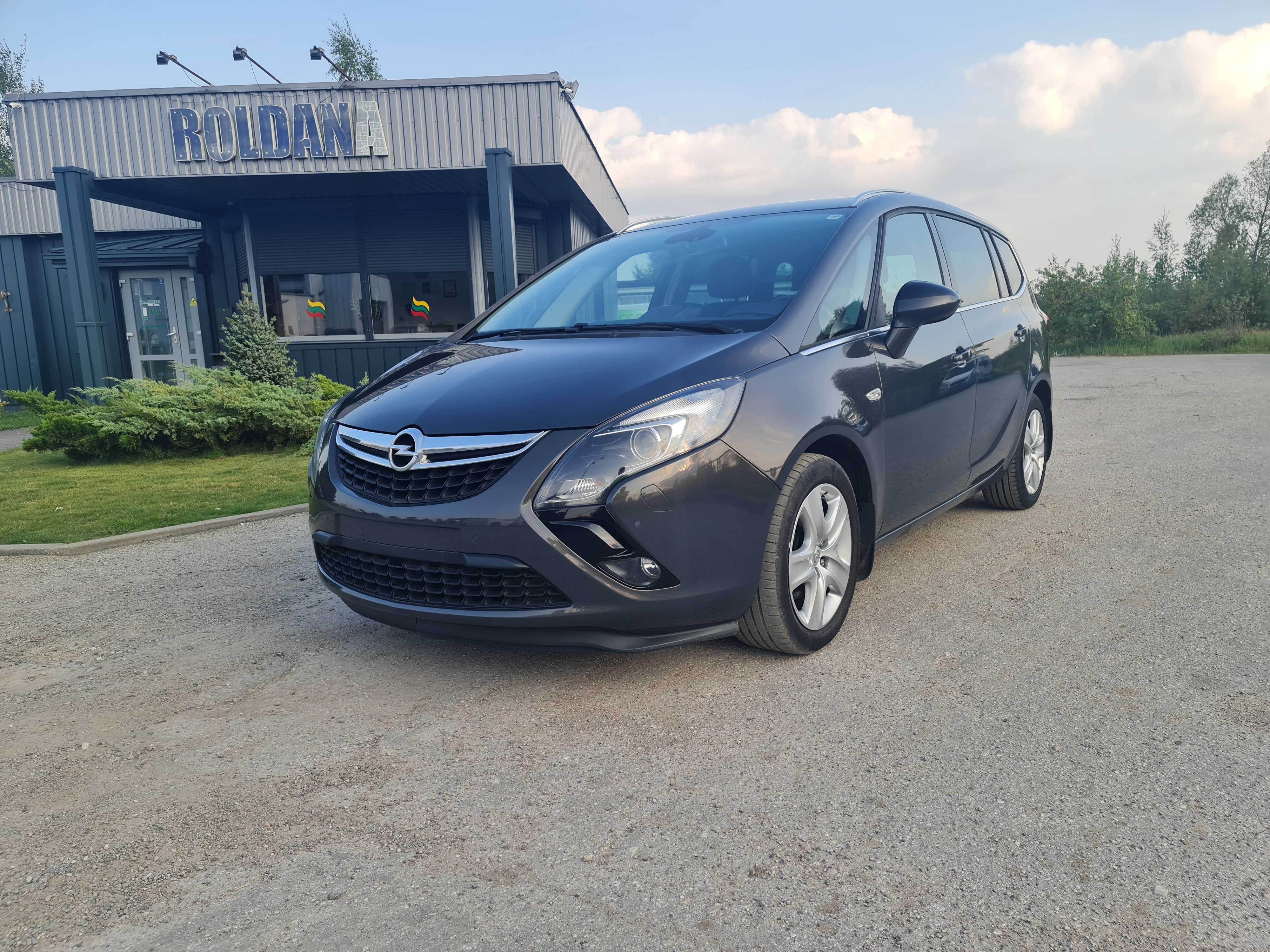 Opel Zafira, 1.6 l., vienatūris, 2016/naudoti automobiliai/Roldana