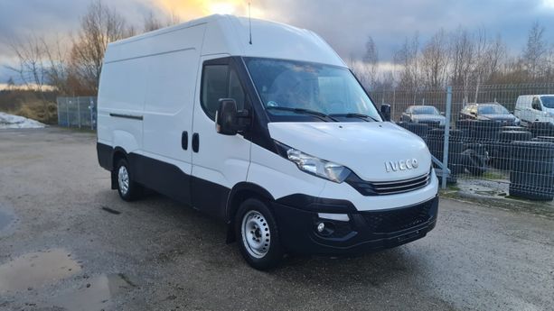 Iveco Daily, 2.3 l., krovininis mikroautobusas, 2019