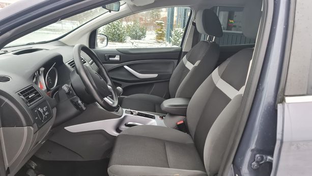 Ford Kuga, visureigis, 2011