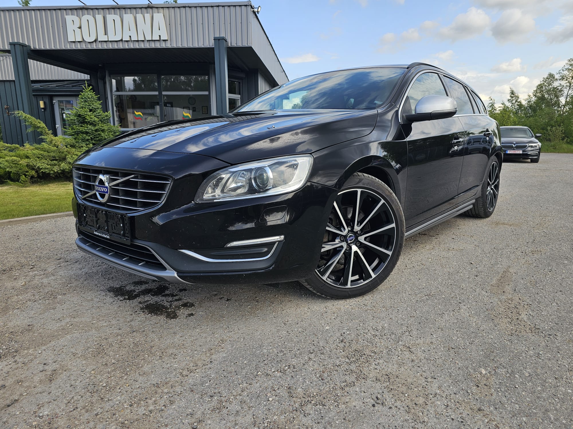 Volvo V60, 2.0 l., wagon, 2015-09/naudoti automobiliai/Roldana