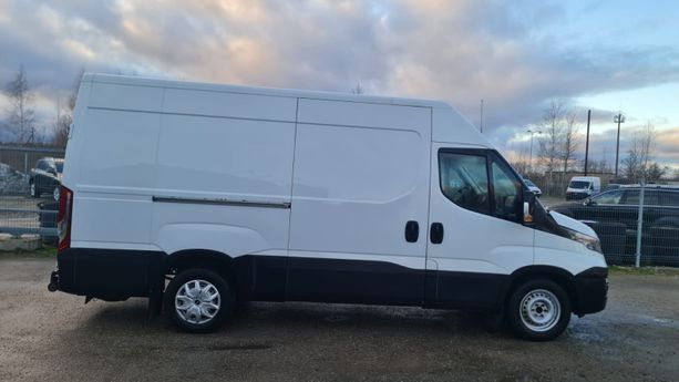 Iveco Daily, 2.3 l., krovininis mikroautobusas, 2019