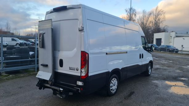Iveco Daily, 2.3 l., krovininis mikroautobusas, 2019
