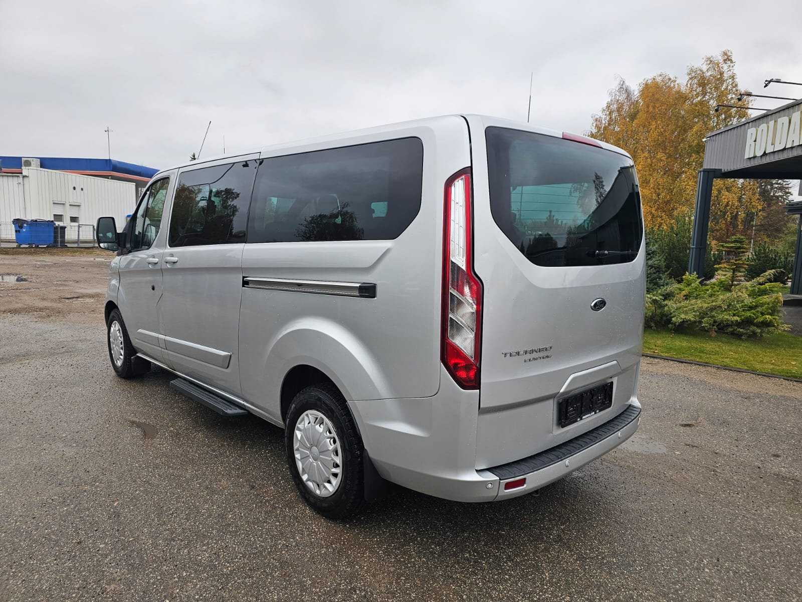 Ford Tourneo Custom, 2.0 l., keleivinis mikroautobusas, 2016-09/naudoti automobiliai/Roldana