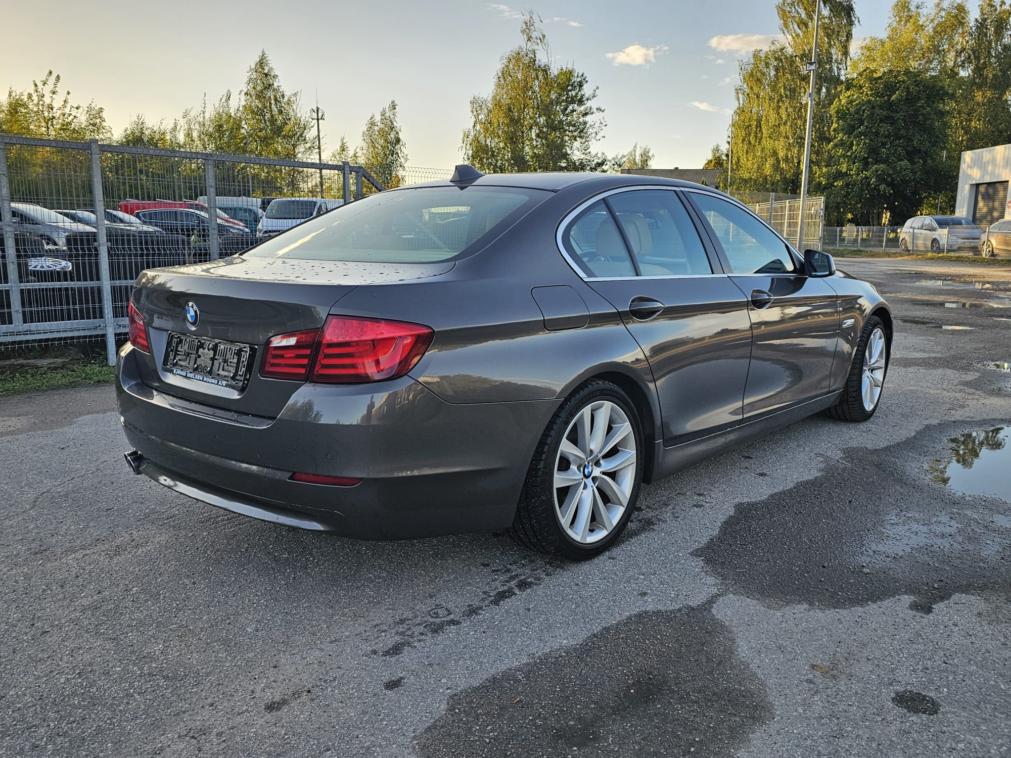 BMW 525, 2.0 l., sedanas, 2012-03/naudoti automobiliai/Roldana