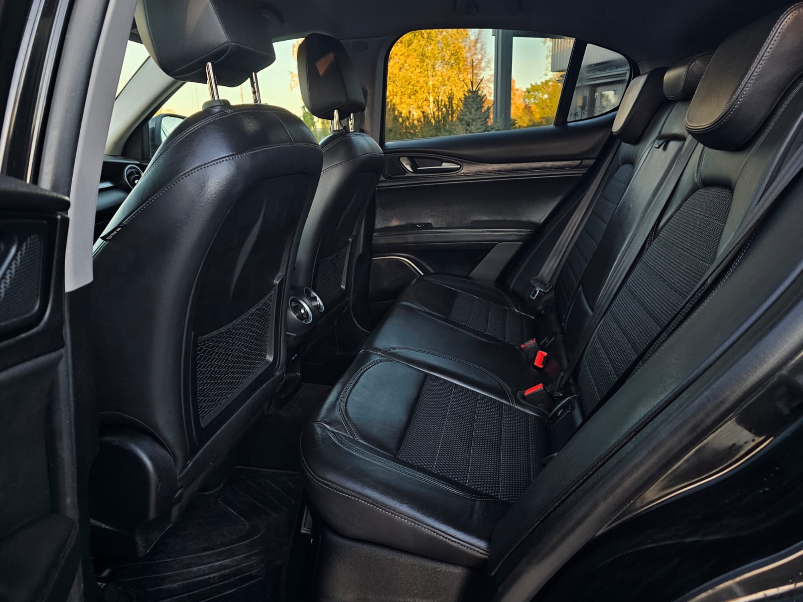 Alfa Romeo Stelvio, 2.1 l., visureigis / krosoveris, 2018-02/naudoti automobiliai/Roldana
