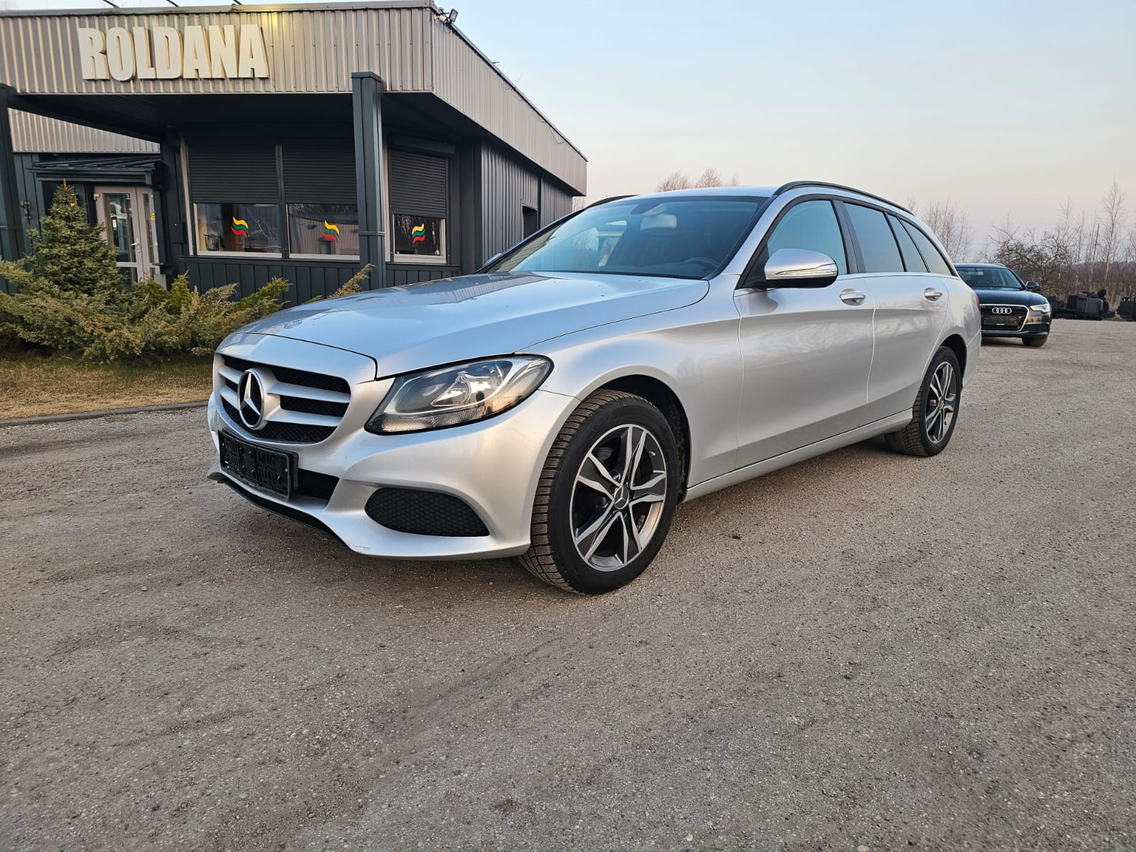 Mercedes-Benz C200, 1.6 l., universalas, 2015-04/naudoti automobiliai/Roldana