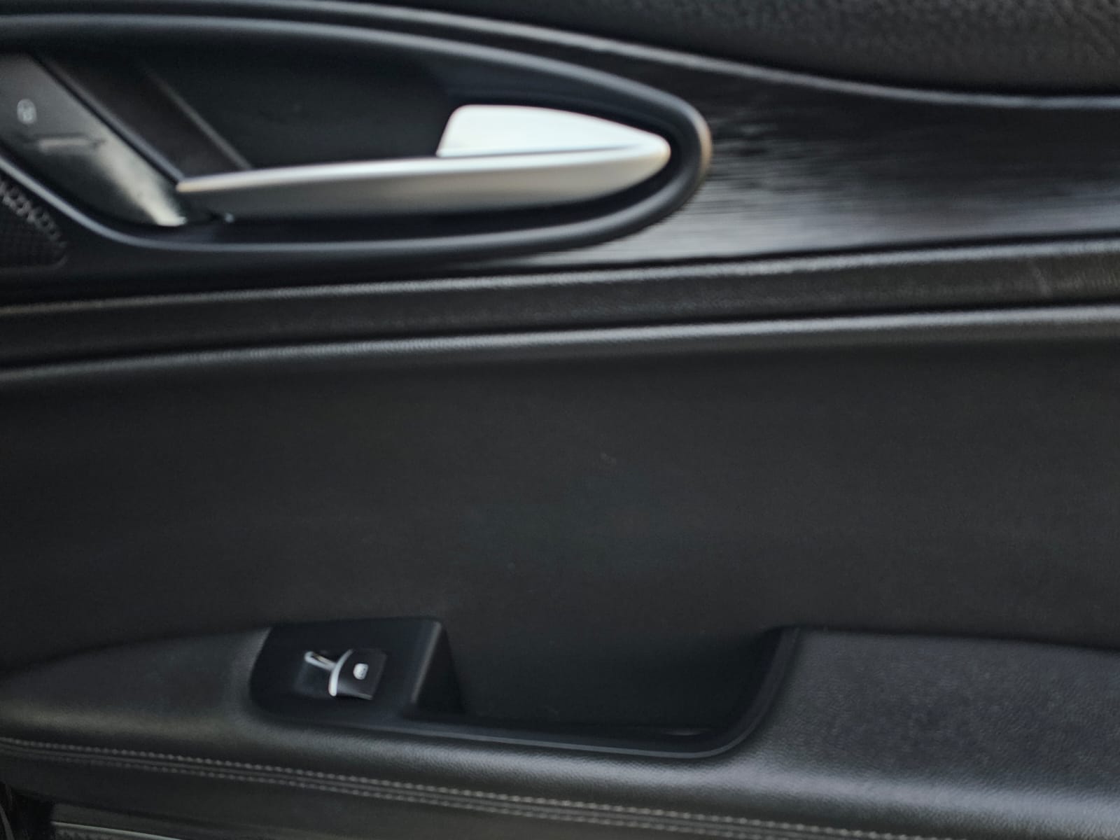 Alfa Romeo Stelvio, 2.1 l., visureigis / krosoveris, 2018-02/naudoti automobiliai/Roldana