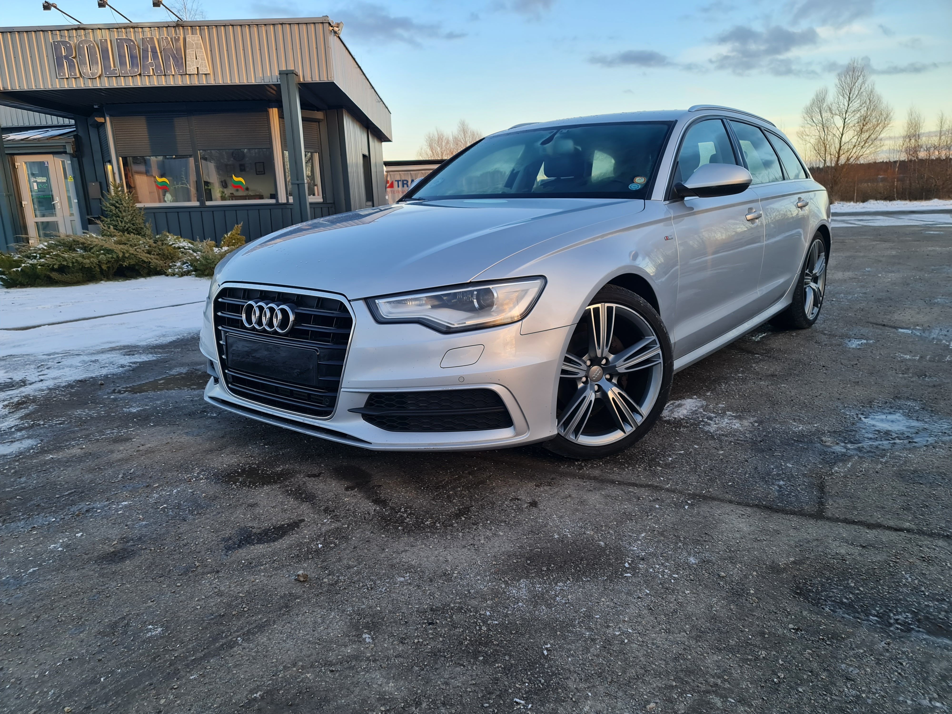Audi A6, 3.0 l., Универсал, 2014