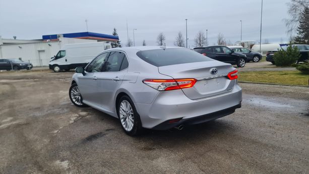 Toyota Camry, 2.5 l., sedanas, 2019