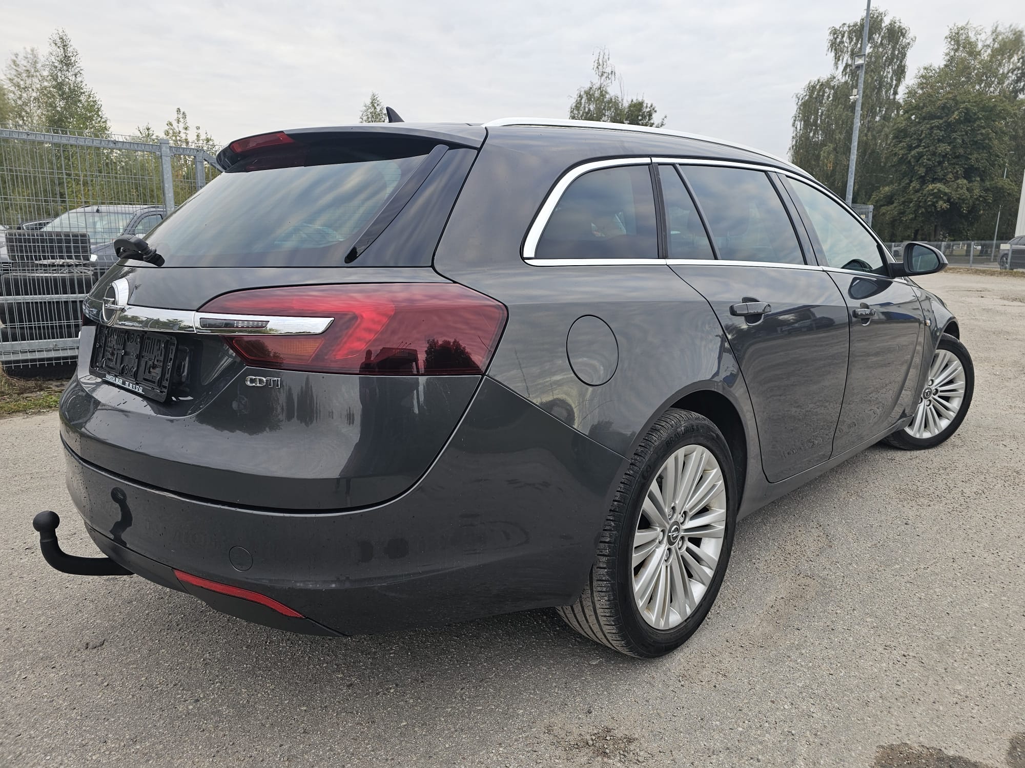 Opel Insignia, 2.0 l., universalas, 2014-09/naudoti automobiliai/Roldana