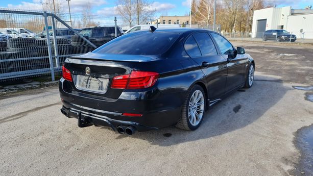 BMW 530, 3.0 l., sedanas, 2010