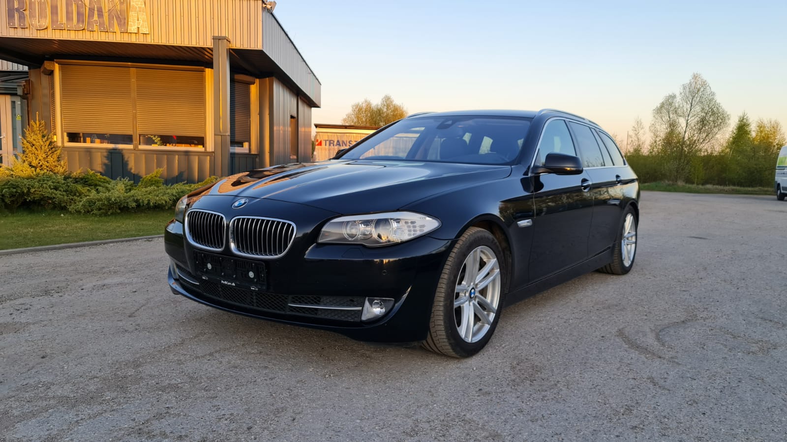BMW 525, 2.0 l., universalas, 2012/naudoti automobiliai/Roldana