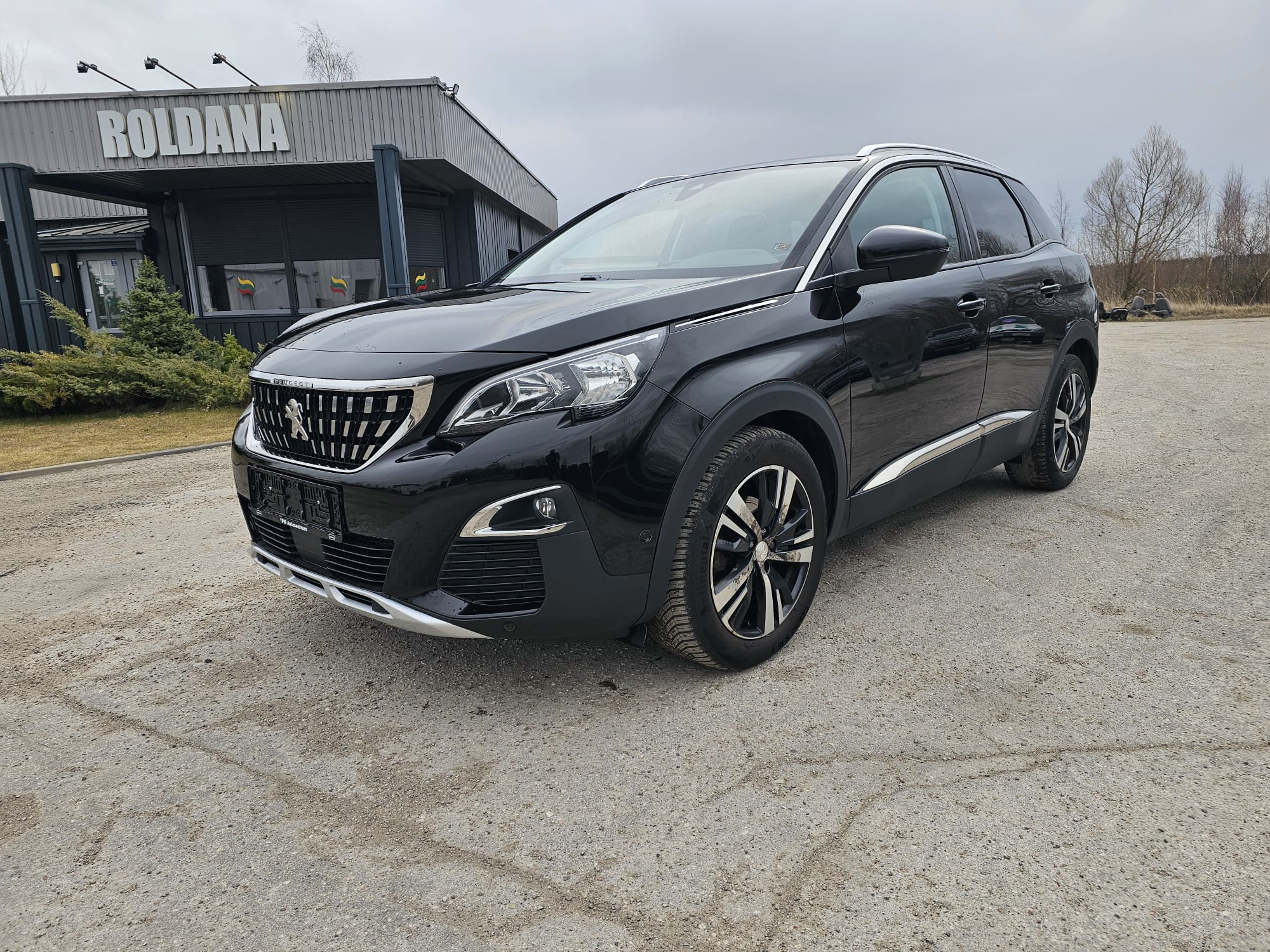 Peugeot 3008, 1.2 l., visureigis / krosoveris, 2017-04/naudoti automobiliai/Roldana