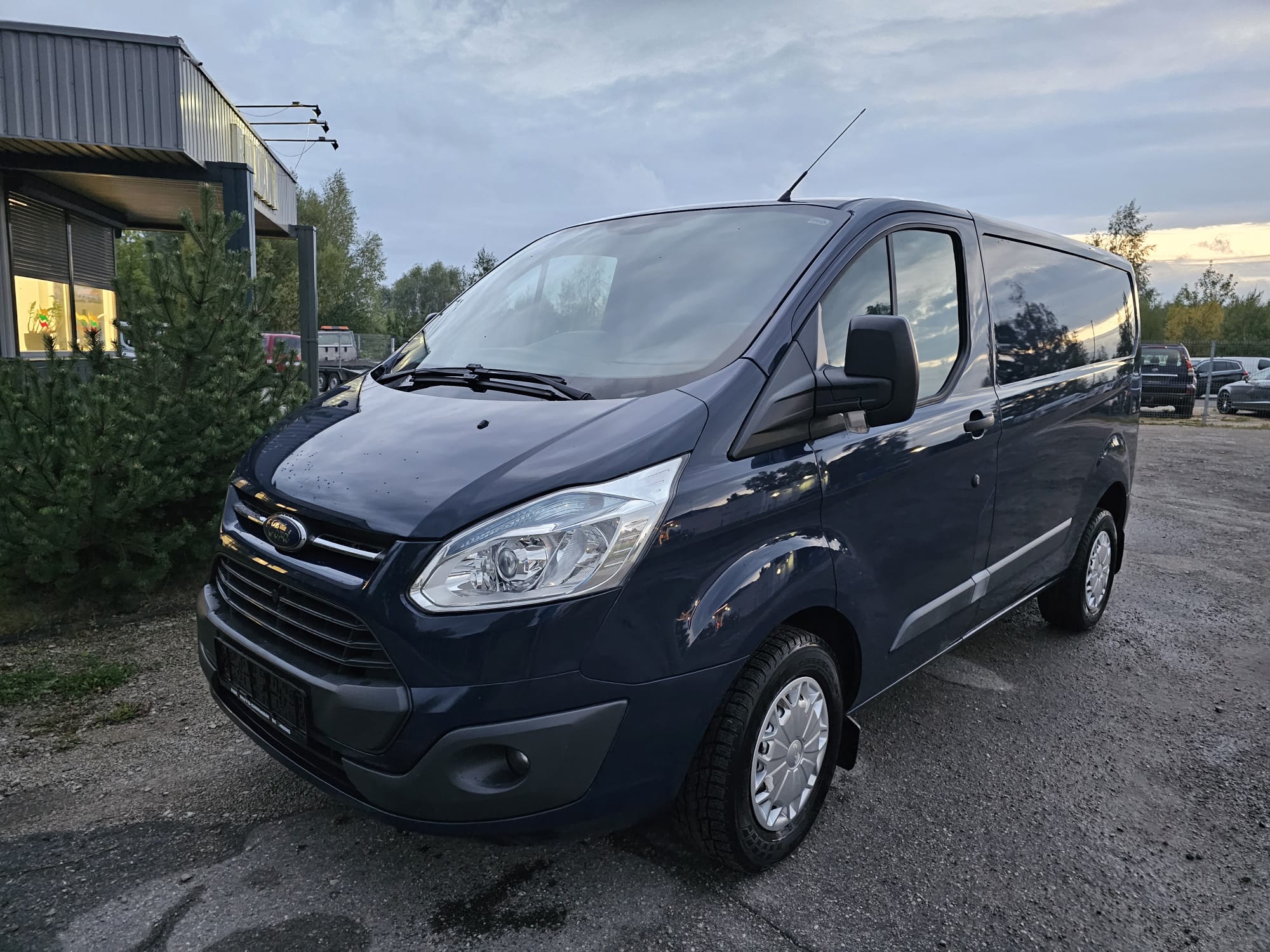 Ford Transit Custom, 2.2 l., krovininis mikroautobusas, 2013-06/naudoti automobiliai/Roldana