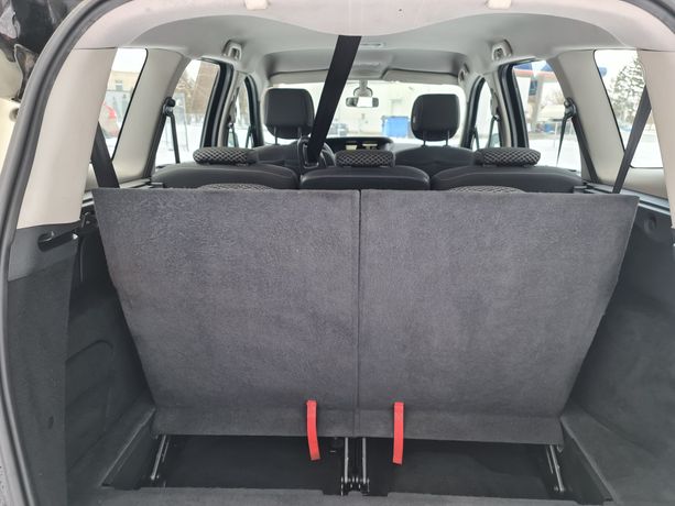 Renault Grand Scenic, 1.5 l., vienatūris, 2011