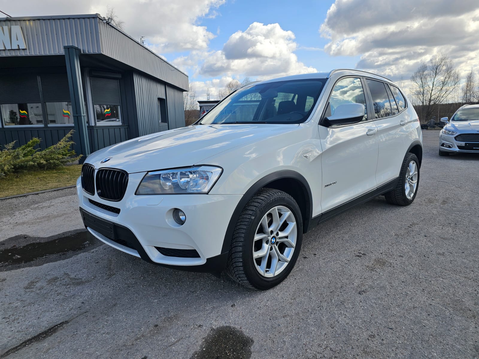 BMW X3, 2.0 l., visureigis / krosoveris, 2014-03/naudoti automobiliai/Roldana