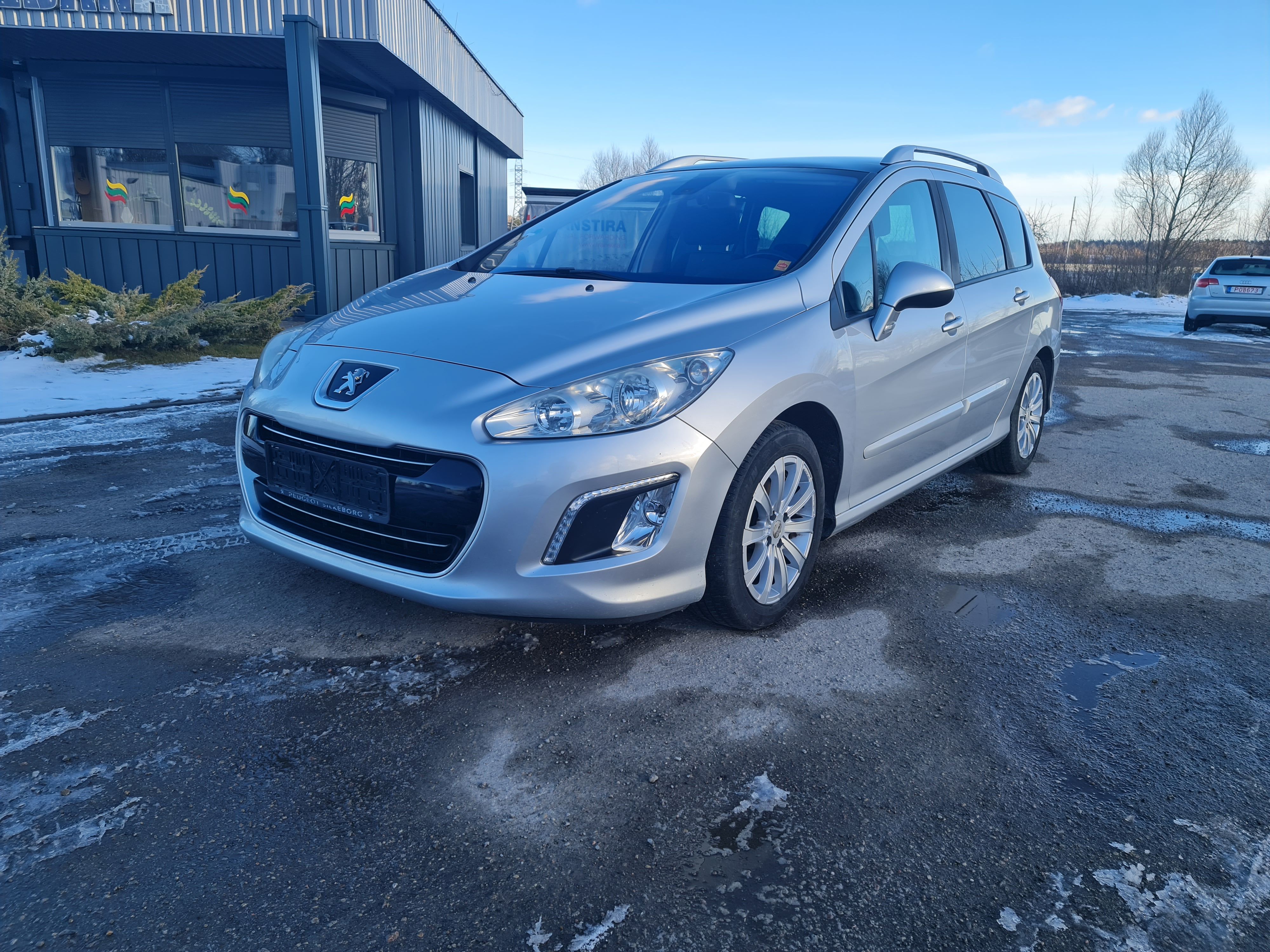 Peugeot 308, 1.6 l., Универсал, 2011